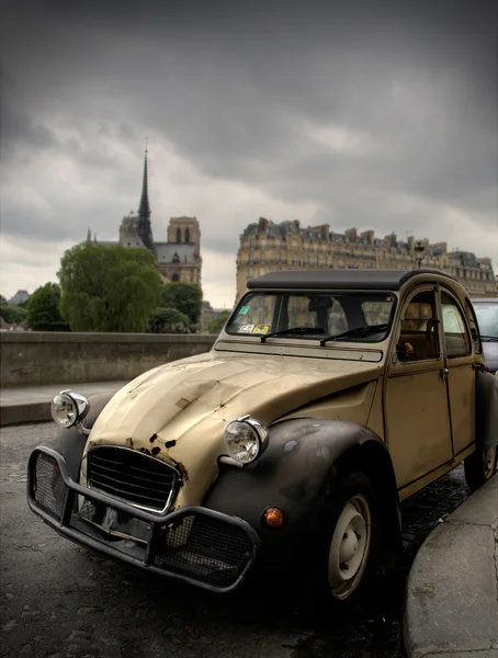 Francia hangulat, retro autó — Stock Fotó