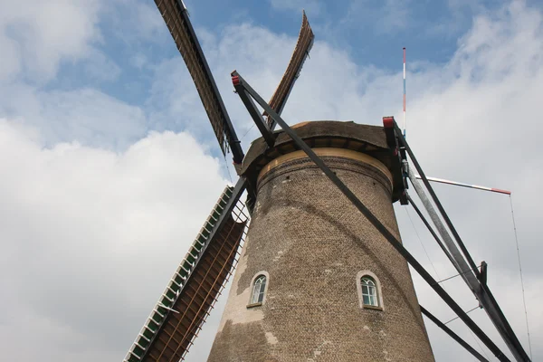 Molino de viento en los Países Bajos — Foto de Stock