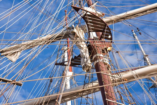 索具的具有历史意义的帆船 — 图库照片