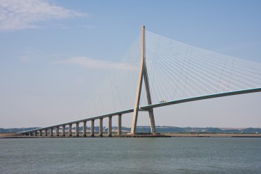 Pont de normandy seine Nehri üzerinde