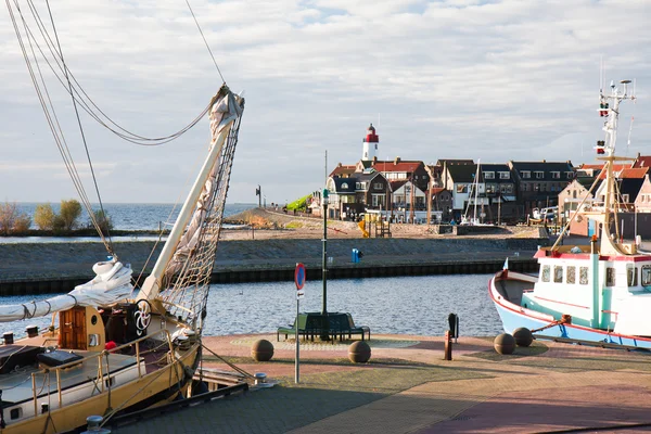 Urk，一个荷兰的渔村之港 — 图库照片