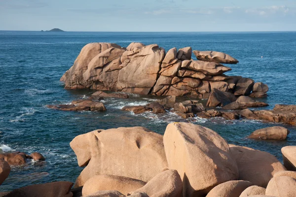 Costa rocciosa della Bretagna, Francia — Foto Stock