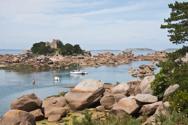 Prachtige kust ' graniet rose "van Bretagne in Frankrijk — Stockfoto