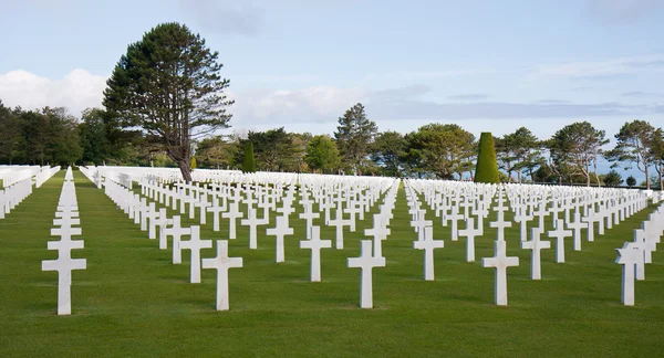 Amerikaanse begraafplaats op omaha beach, normany Frankrijk — Stockfoto
