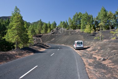 volkanik manzara, la palma yolda