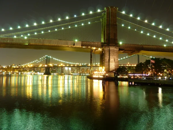Brooklyn y Manhattan Bridge — Foto de Stock
