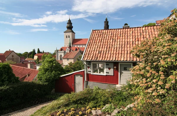Kleines Häuschen in der mittelalterlichen Stadt — Stockfoto