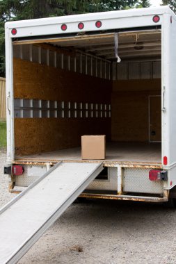 Moving van clipart