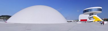 Oscar niemeyer Uluslararası Kültür Merkezi.