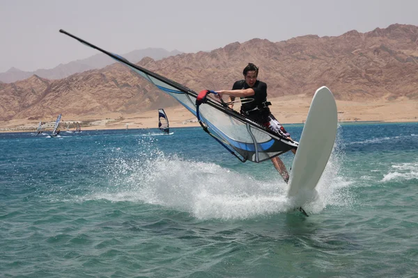 Genç windsurfer. — Stok fotoğraf