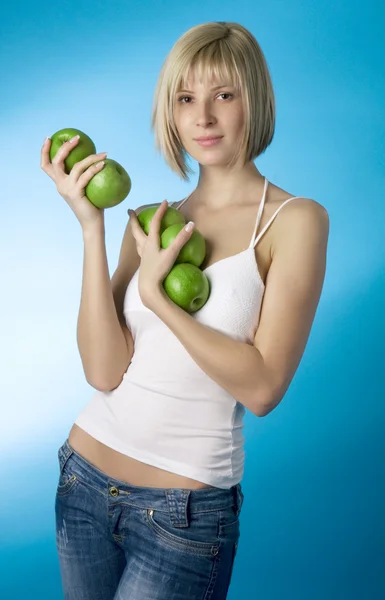 Κορίτσι με ένα πράσινο μήλο — Φωτογραφία Αρχείου