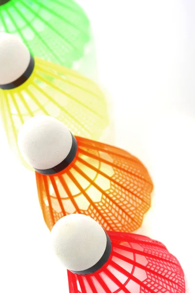 A tollaslabda színes tollaslabdák — Stock Fotó