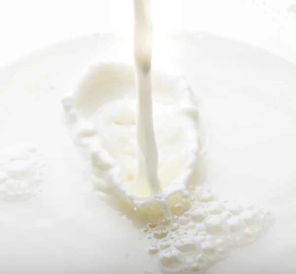 Spetter melk — Stockfoto