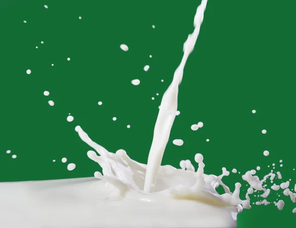 泼洒的牛奶 — 图库照片