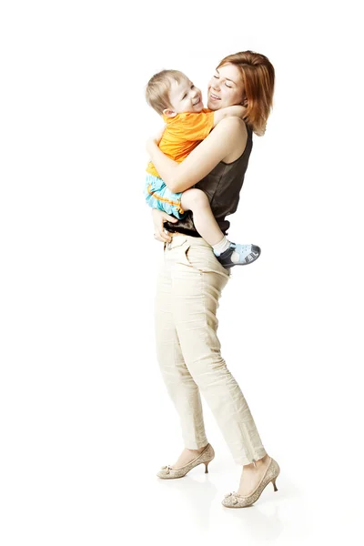 Beyaz zemin üzerinde bir çocuk ile anne — Stok fotoğraf