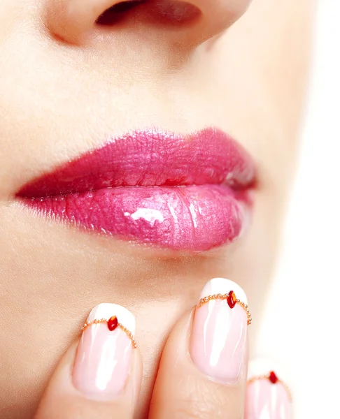 美しい明るい唇のクローズ アップ — ストック写真