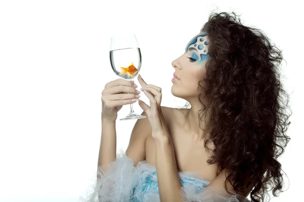 Chica con maquillaje en forma de agua y burbujas Fotos De Stock Sin Royalties Gratis