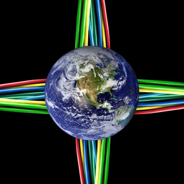 Mundo conectado - Cables de colores conectados al globo terráqueo —  Fotos de Stock