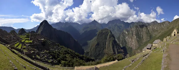 Sešívané panorama ruiny machu Picchu — Stock fotografie