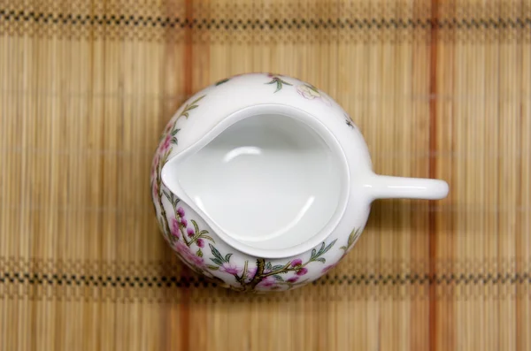 中国茶杯在草席上 — 图库照片