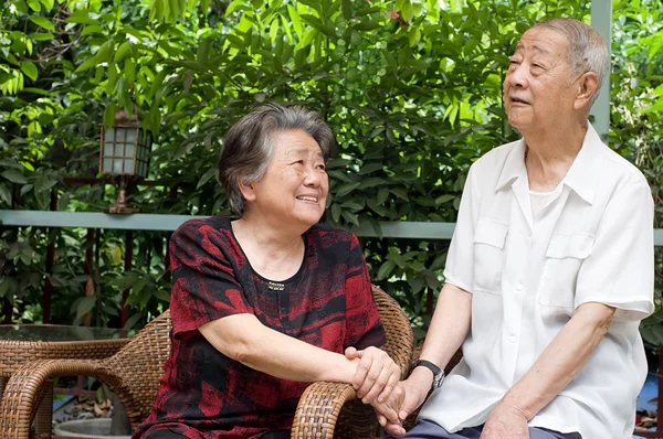 Ett äldre par — Stockfoto