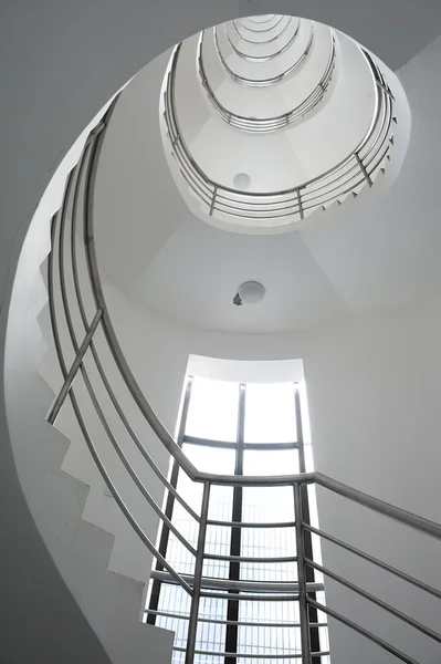 Винтовая лестница — стоковое фото