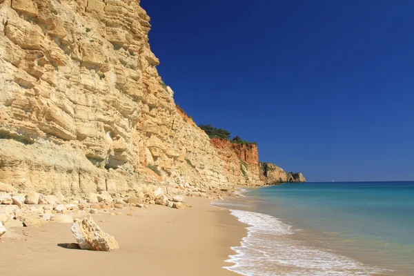 Steilküste der Algarve — Stockfoto