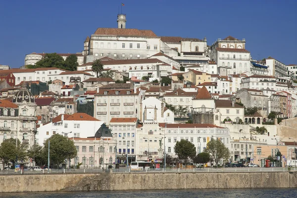 葡萄牙科英布拉老镇的视图 — 图库照片
