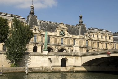 Paris louvre Müzesi