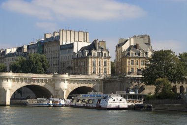 seine Nehri Paris manzarası