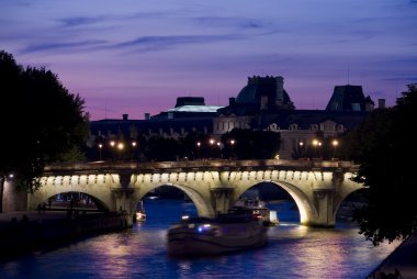 nehir manzarasına Paris SEINE günbatımı