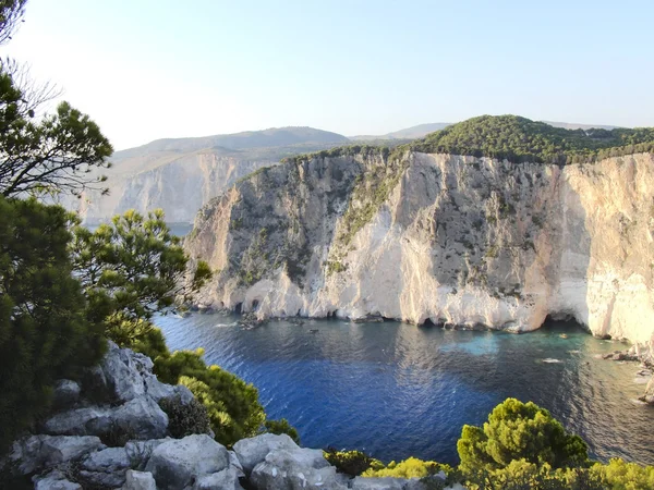 stock image Rocks. Trees. Sea. Bay