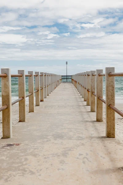 Empty pier — Stock Photo, Image