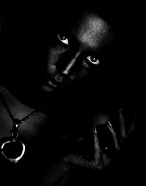 Чорний портрет — стокове фото