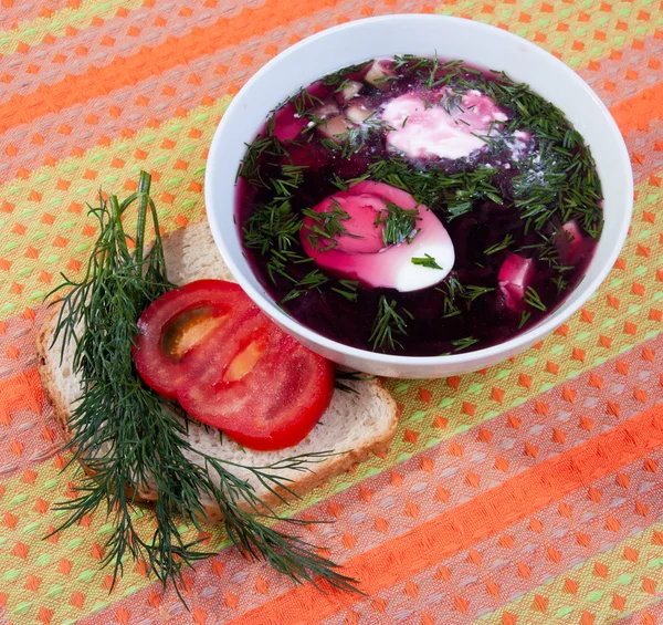 Cold beetroot soup — Stock Photo, Image