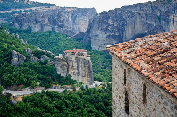 Meteora. Monastery at rocks — Stock Photo, Image