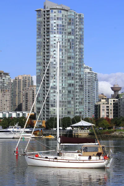 Urban Sailboat — Stock Photo, Image