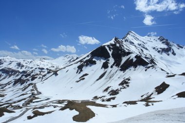 Dağ yolu