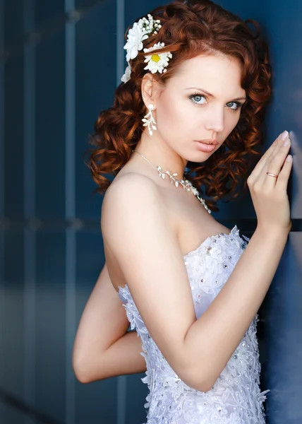 Portrét mladé krásné nevěsty — Stock fotografie