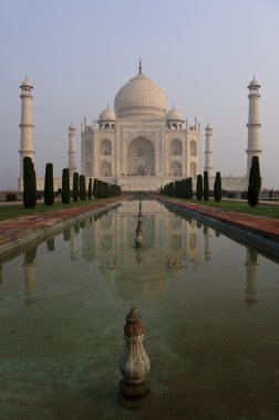 Agra Tarikatı Taj Mahal kabirde; Uttar Pradesh; Hindistan; Asya