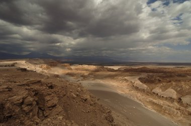 Atacama Çölü Şili'deki Valle de la muerte (Ölüm Vadisi)