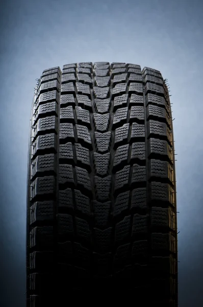 Detalhe de close-up de pneu de inverno — Fotografia de Stock