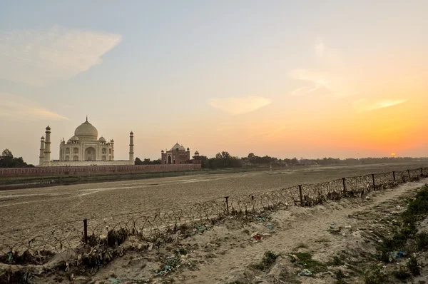 The Taj Mahal at sunset — Stock Photo, Image