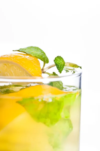 Mojito cocktail close-up — Stockfoto
