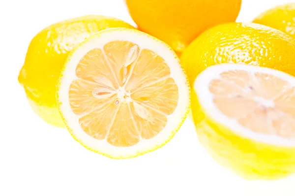 Mitades de limón de cerca —  Fotos de Stock
