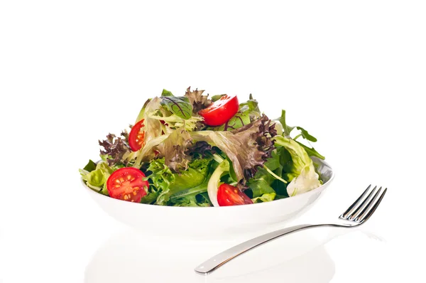 Frische Tomaten und Salat — Stockfoto