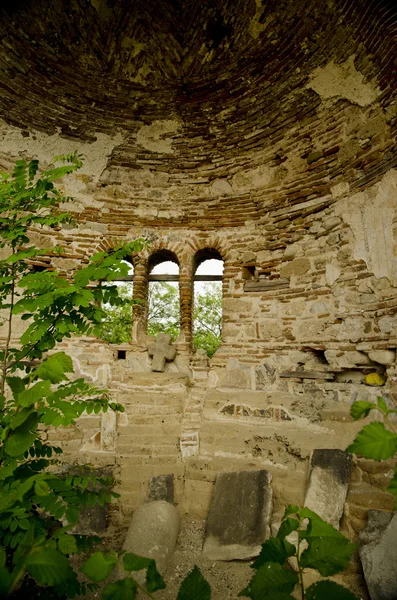 在 melnik，保加利亚"圣尼古拉"教堂的废墟. — 图库照片