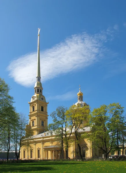 The Peter and Paul Fortress in St. Petersburg. — Stock Photo, Image