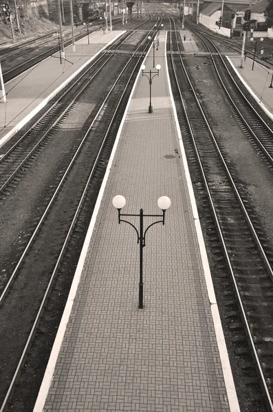 Uma plataforma vazia — Fotografia de Stock