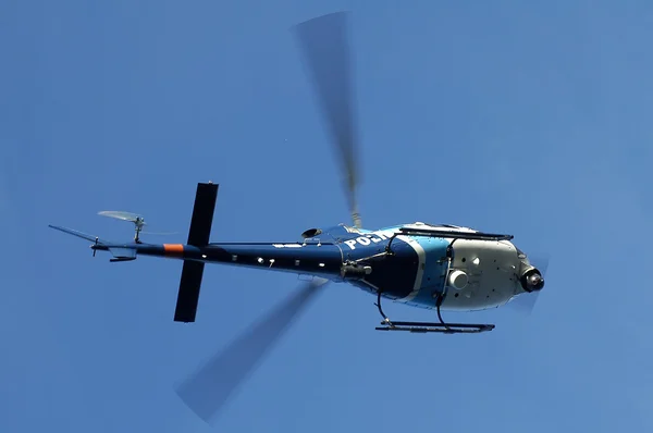 Helicóptero da polícia — Fotografia de Stock